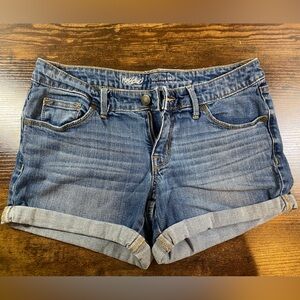 Mossimo Supply Co Blue Jean MIDI Shorts with Rolled Hem EUC
